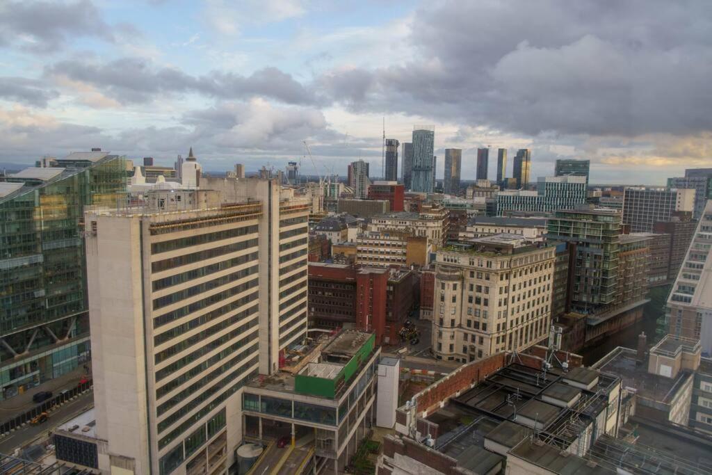 Manchester City Centre Apartment, Skyline View 外观 照片