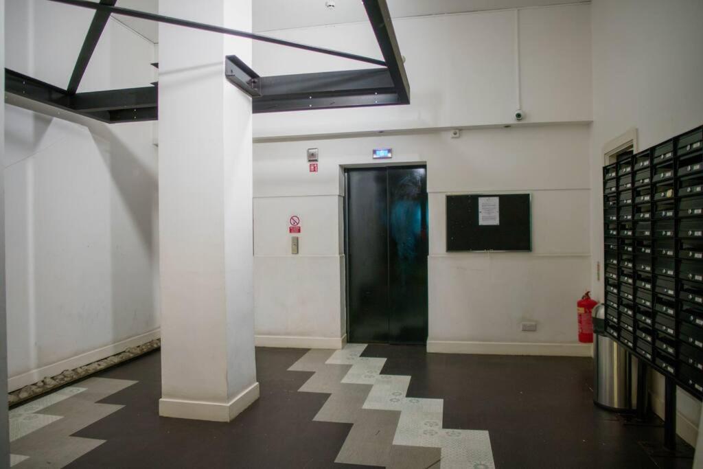 Manchester City Centre Apartment, Skyline View 外观 照片
