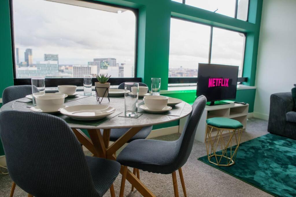 Manchester City Centre Apartment, Skyline View 外观 照片