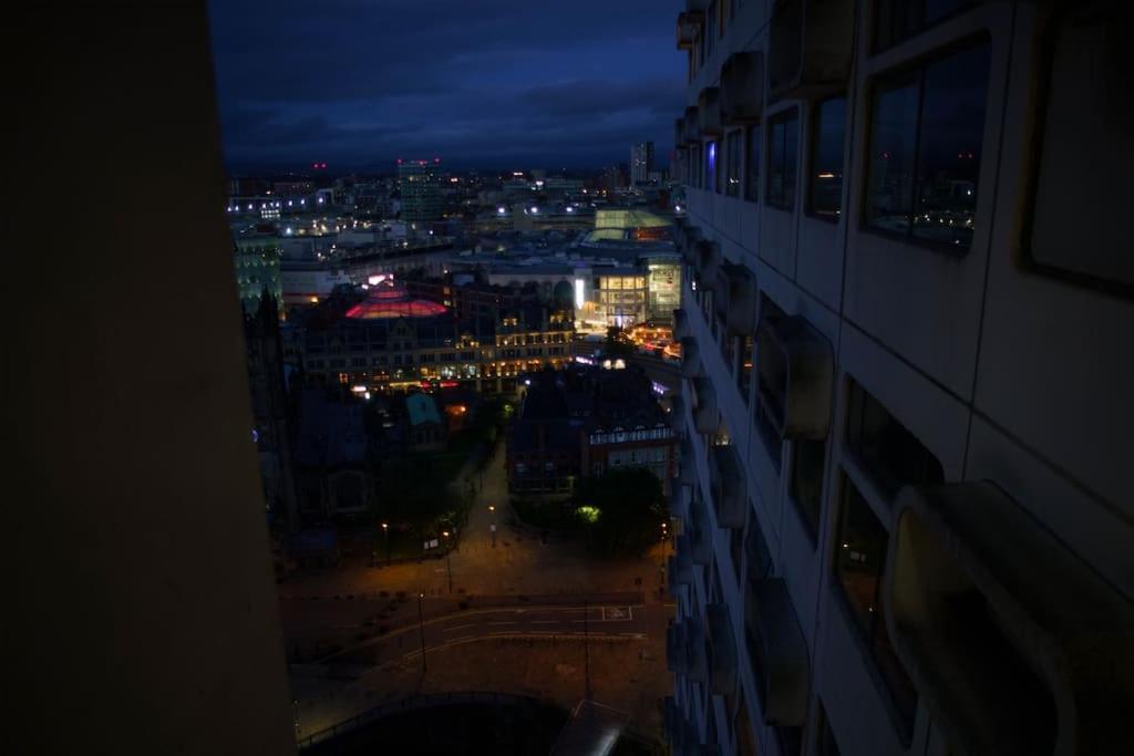 Manchester City Centre Apartment, Skyline View 外观 照片